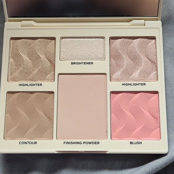 Cover Fx Perfector Face Palette Light-Medium - Picture 2 of 2